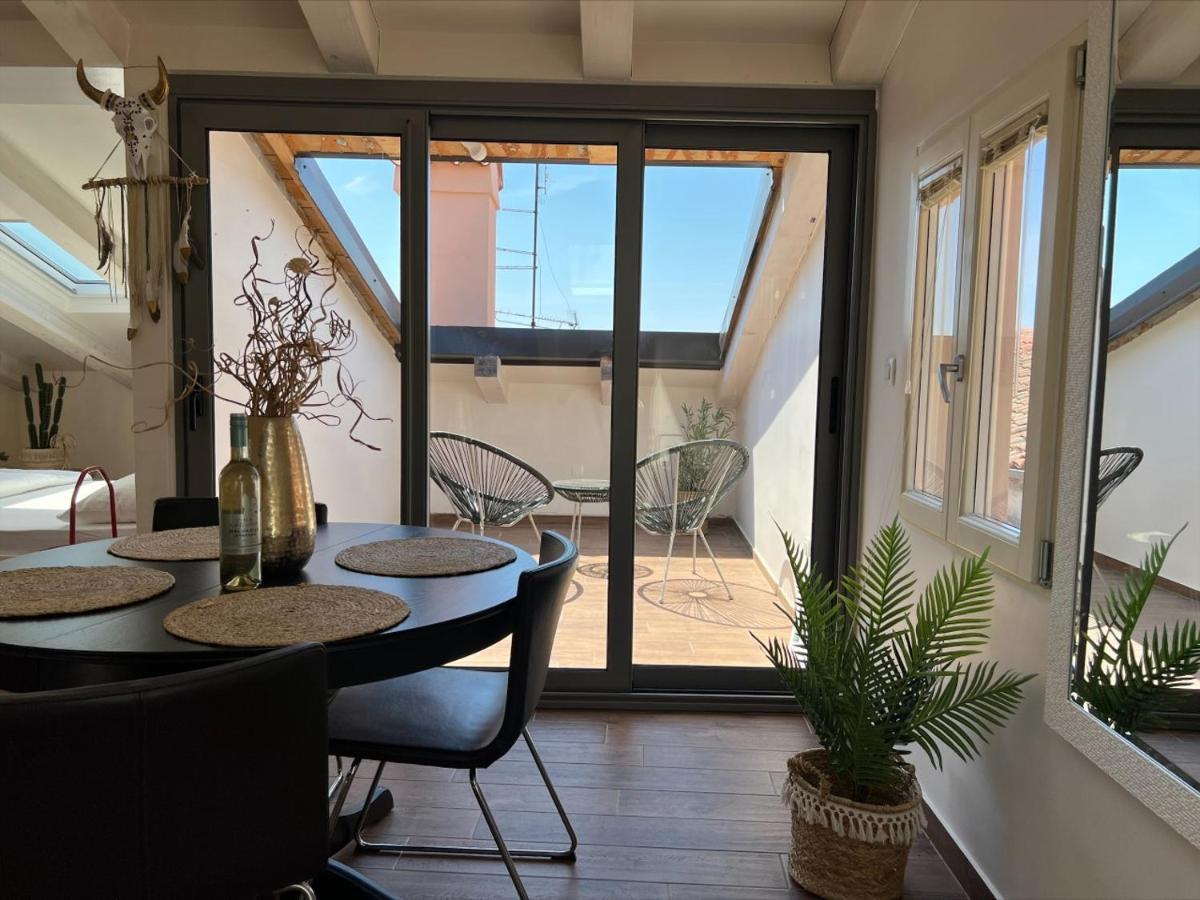 Villa Nea Seaview 3-Apartments! Rovinj Exterior photo